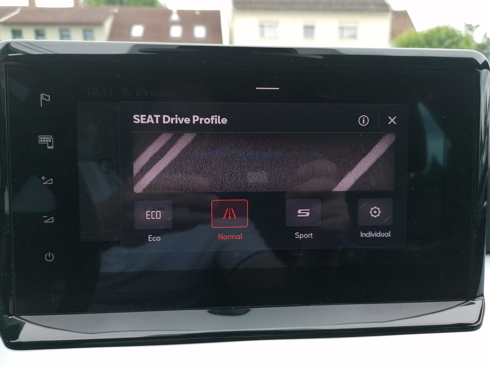 Fahrzeugabbildung SEAT Arona 1.0 TSI FR DSG FAP XL NAVI VC TRAVEL