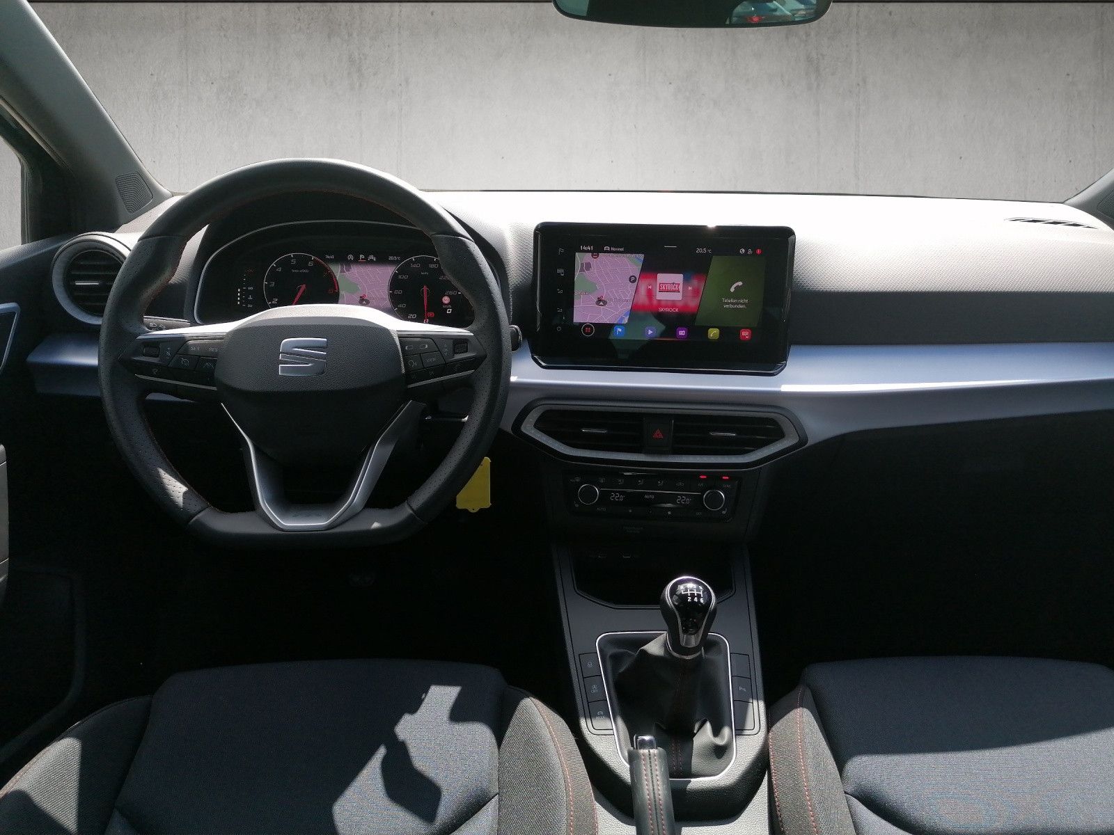 Fahrzeugabbildung SEAT Ibiza 1.0 TSI FR XL KAM ACC NAVI LED VC