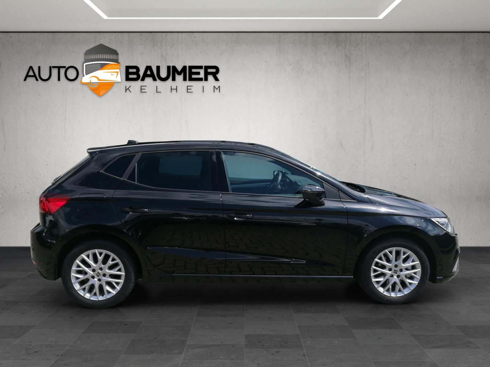 Fahrzeugabbildung SEAT Ibiza 1.0 TSI FR XL KAM ACC NAVI LED VC