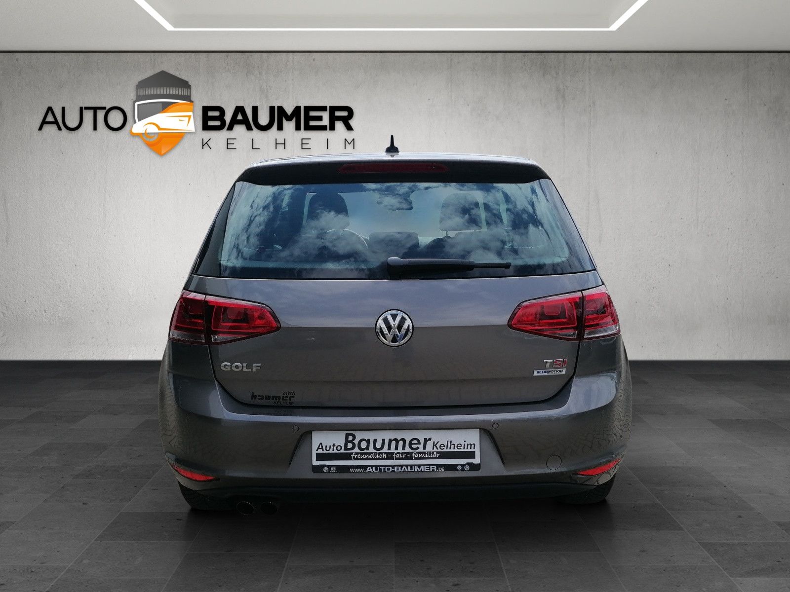 Fahrzeugabbildung Volkswagen Golf VII 1.4 TSI Highline R-Line KAM ACC BI XENO