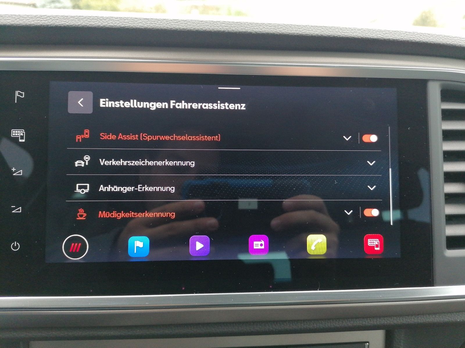 Fahrzeugabbildung SEAT Ateca 1.5 TSI Xperience DSG AHK FAP XL elHK