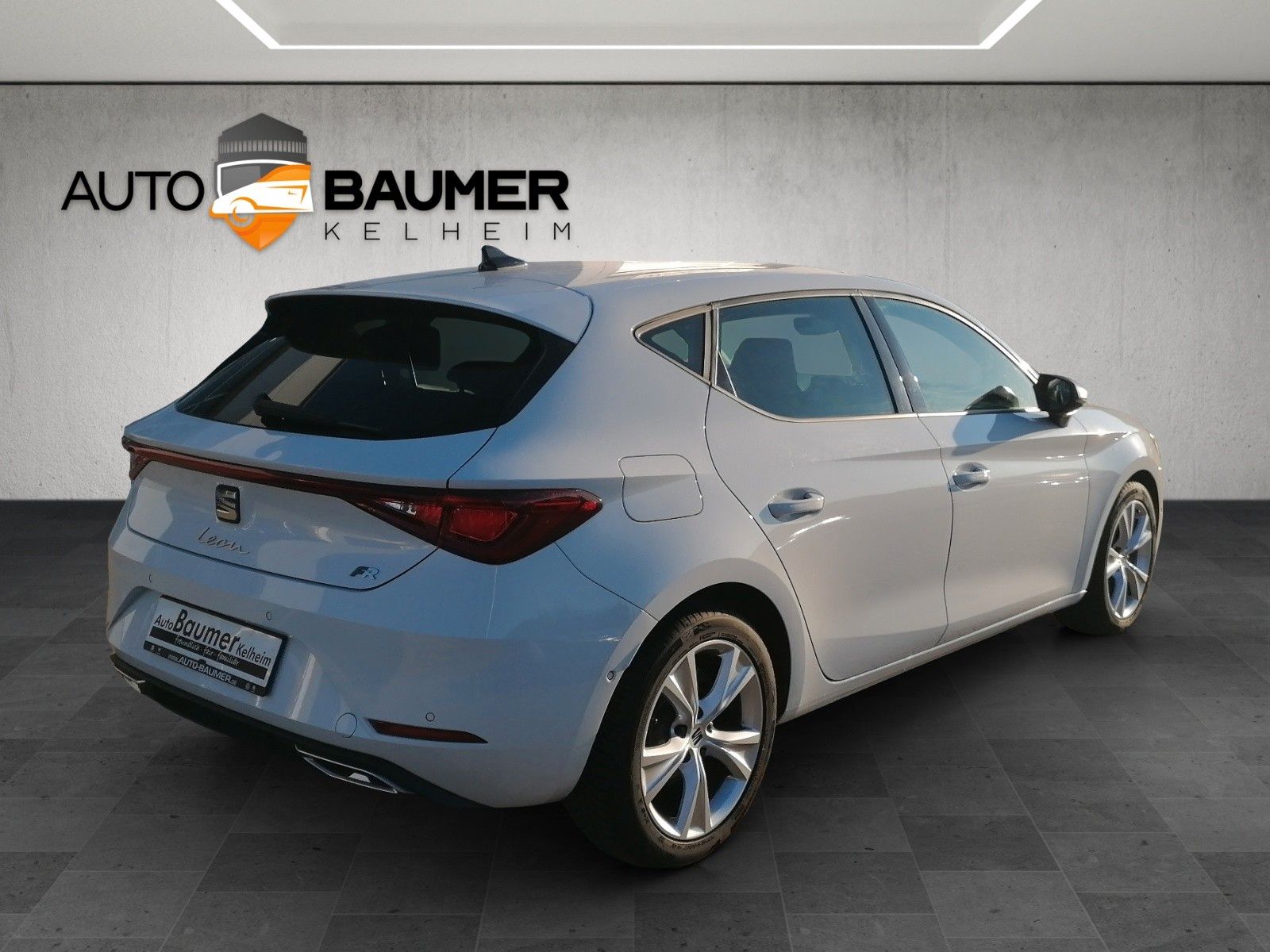 Fahrzeugabbildung SEAT Leon 1.5 TSI FR DSG FAP XL GJR ACC KAM SMART AMB