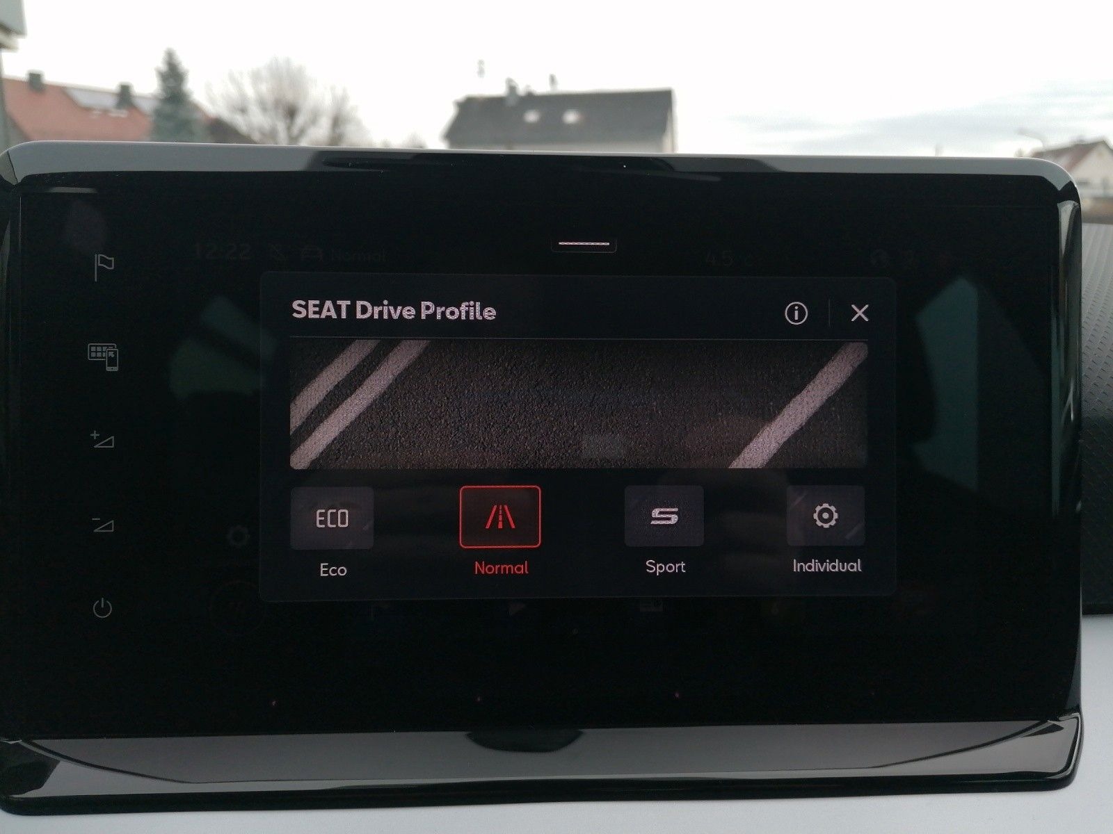 Fahrzeugabbildung SEAT Arona 1.0 TSI FR DSG FAP XL NAVI GJR KAMERA