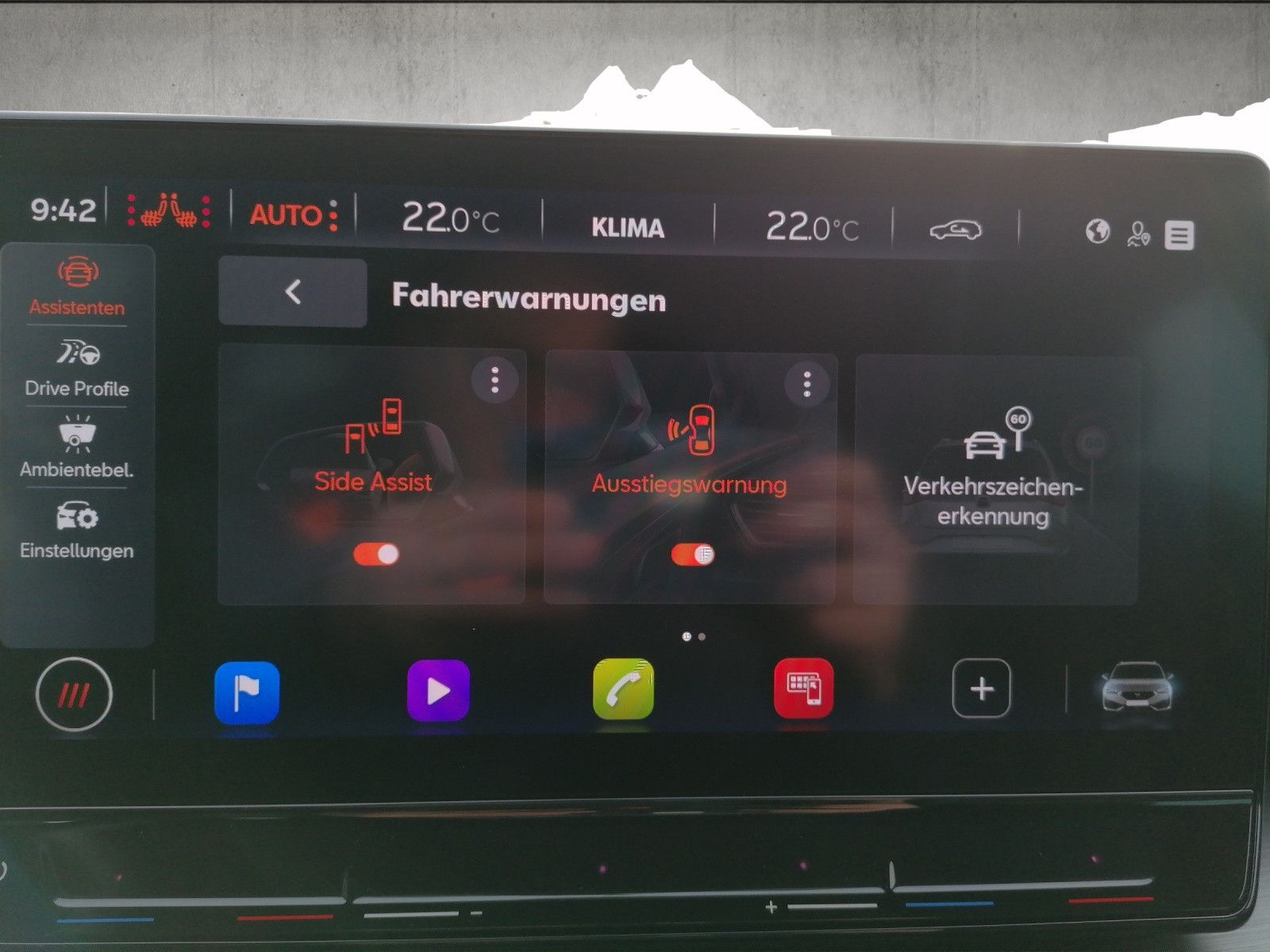 Fahrzeugabbildung CUPRA Leon Sportstourer 2.0 TSI DSG 5JGAR FAP XL el.HK