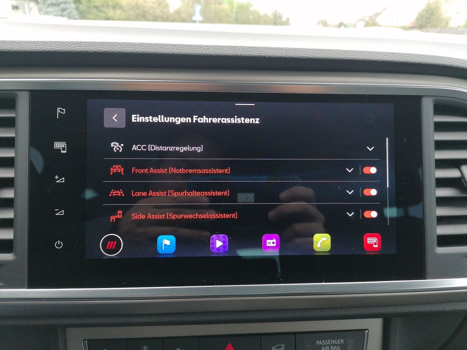 Fahrzeugabbildung SEAT Ateca 1.5 TSI Xperience DSG AHK FAP XL elHK