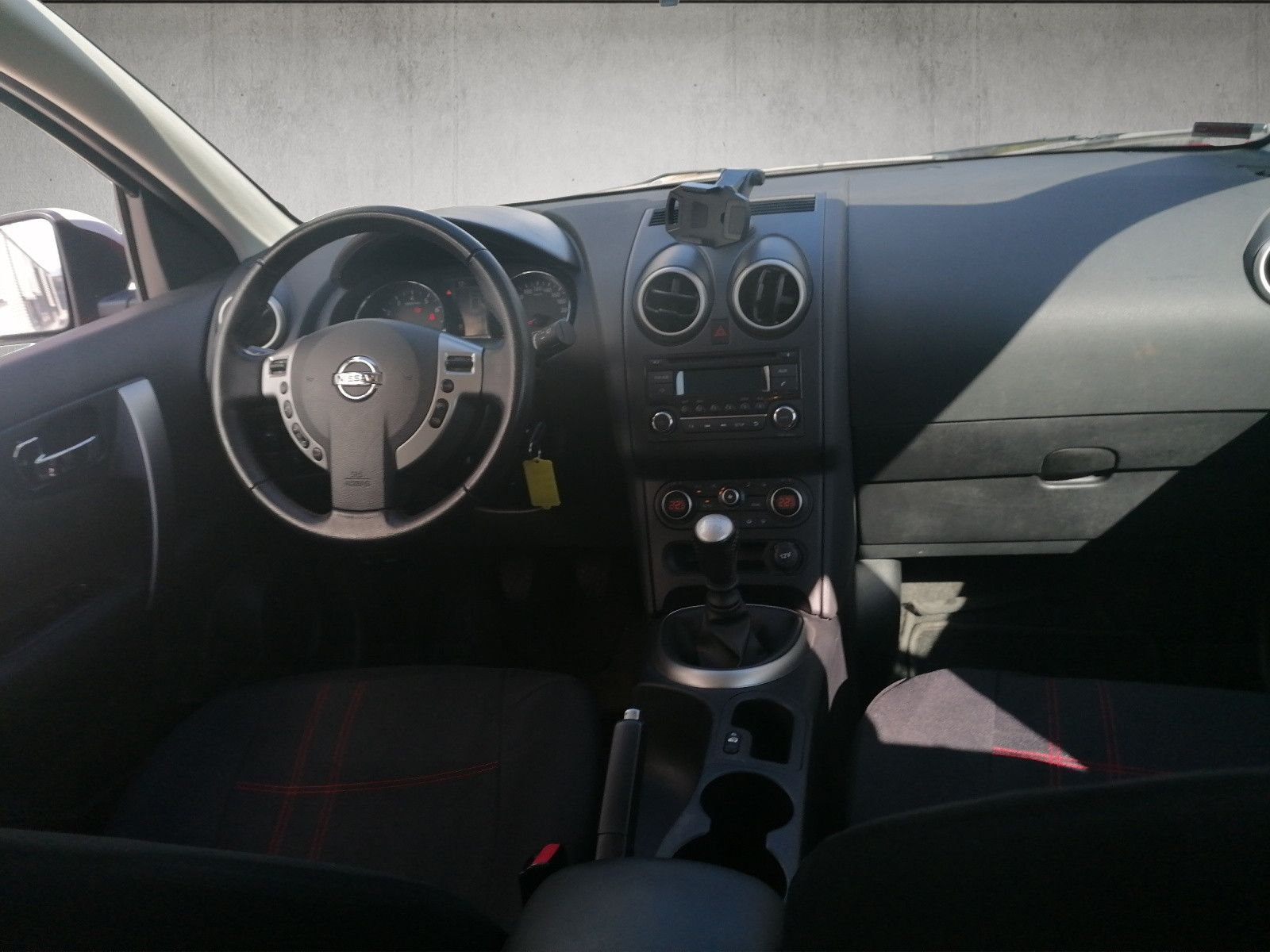 Fahrzeugabbildung Nissan Qashqai Acenta 2.0